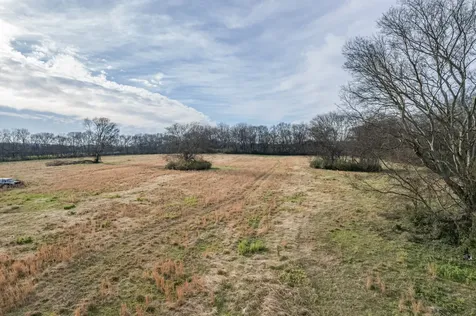815 S Cross Bridges Road Mount Pleasant TN 38474