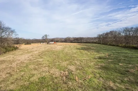 815 S Cross Bridges Road Mount Pleasant TN 38474