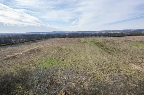 815 S Cross Bridges Road Mount Pleasant TN 38474