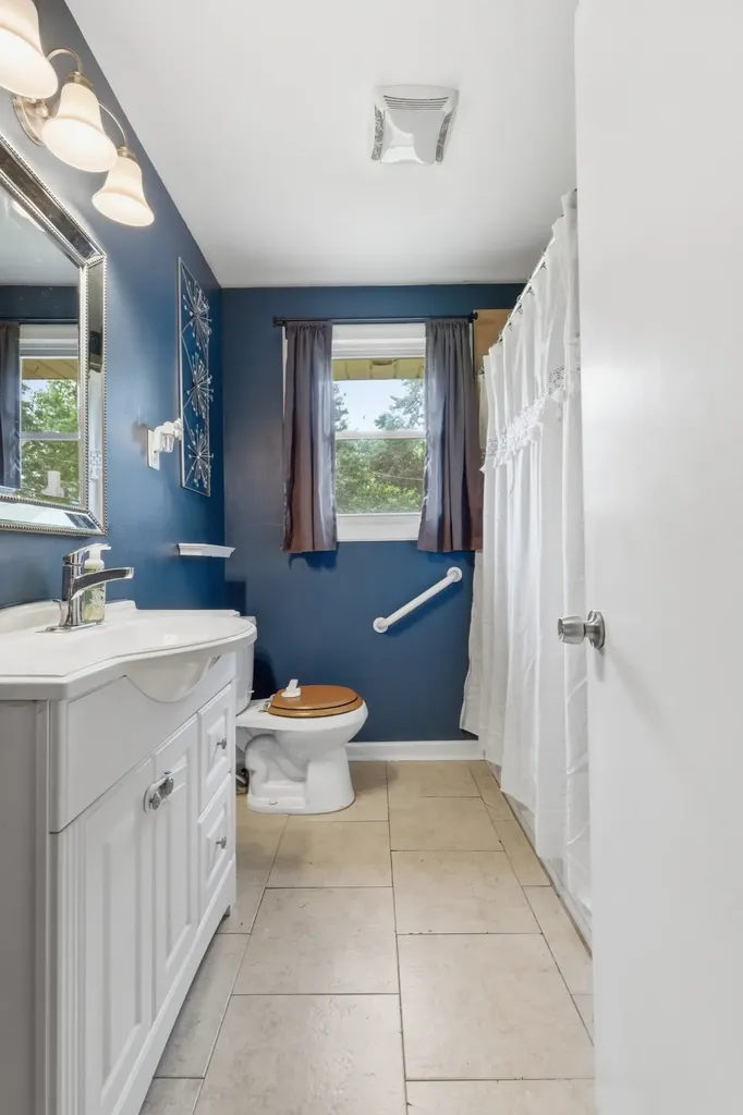 7563 Bethel Road Goodlettsville TN 37072
