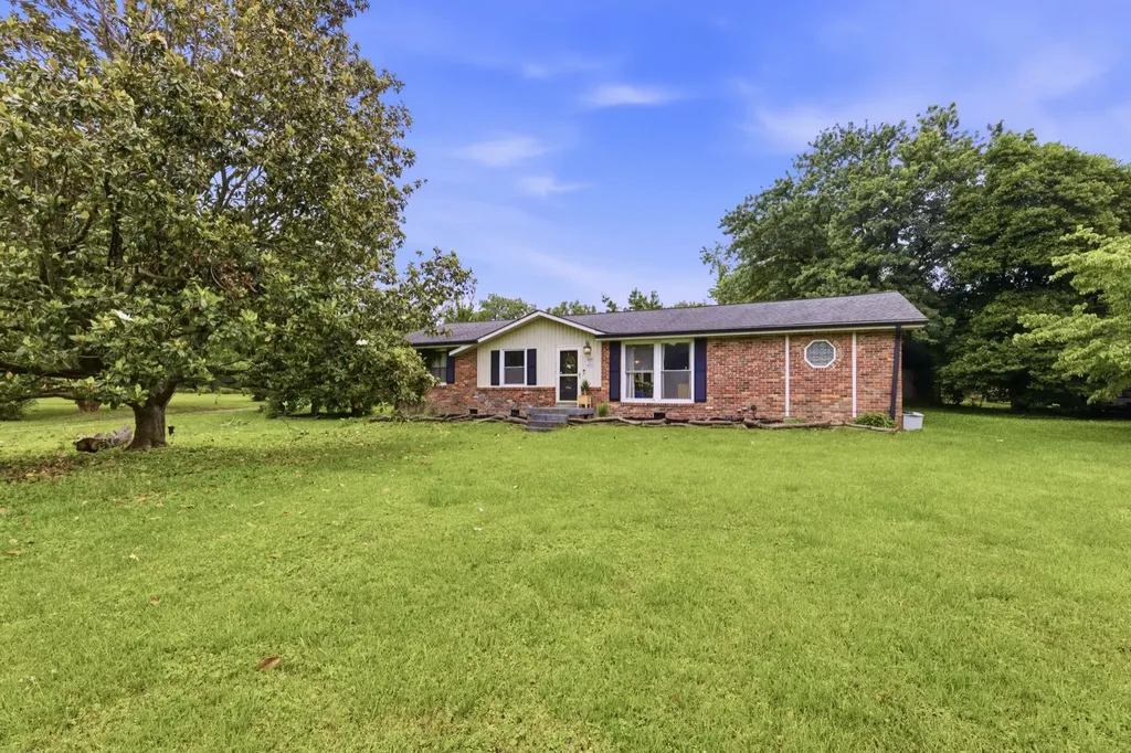 7563 Bethel Road Goodlettsville TN 37072