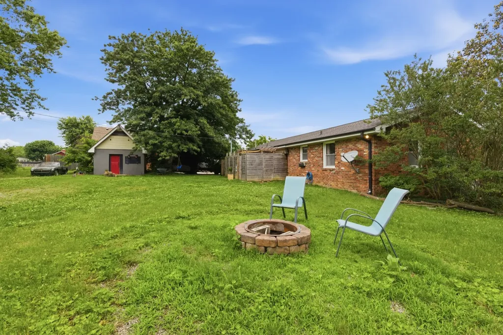 7563 Bethel Road Goodlettsville TN 37072