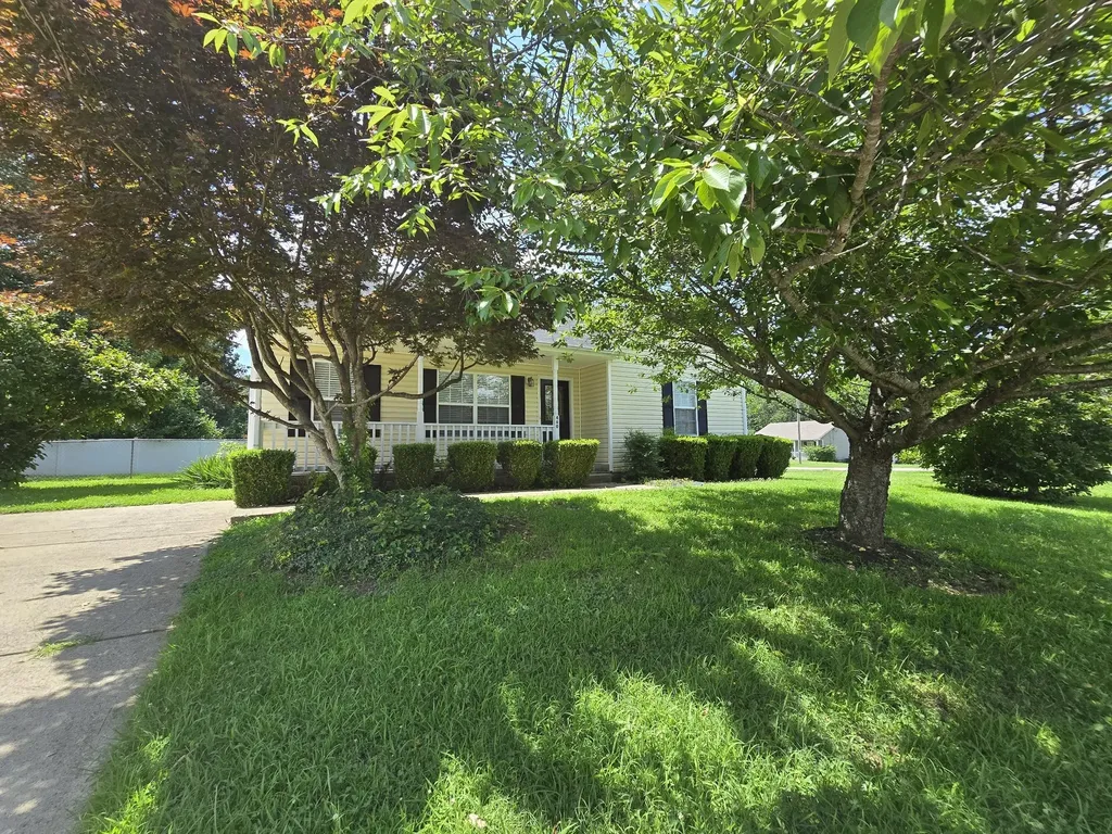 460 Caney Lane Clarksville TN 37040