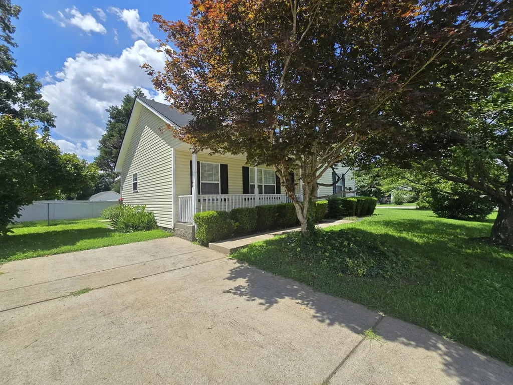 460 Caney Lane Clarksville TN 37040