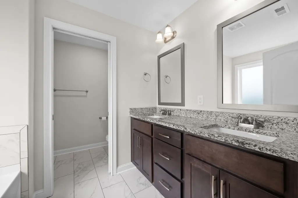 668 Crestone Court Clarksville TN 37042
