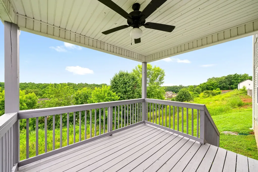 668 Crestone Court Clarksville TN 37042