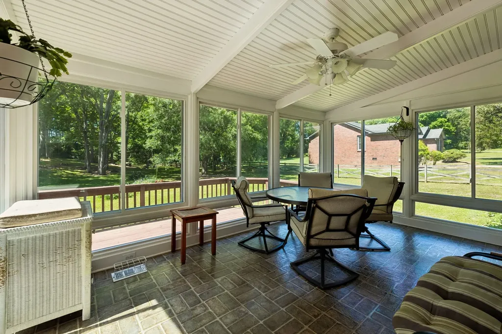 7452 Coles Ferry Pike Lebanon TN 37087