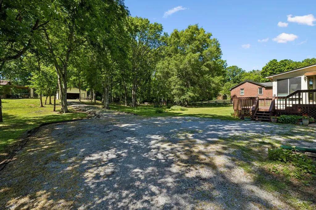 7452 Coles Ferry Pike Lebanon TN 37087