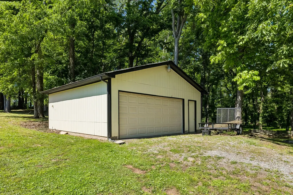 7452 Coles Ferry Pike Lebanon TN 37087