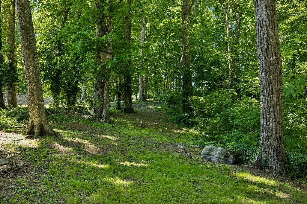 7452 Coles Ferry Pike Lebanon TN 37087