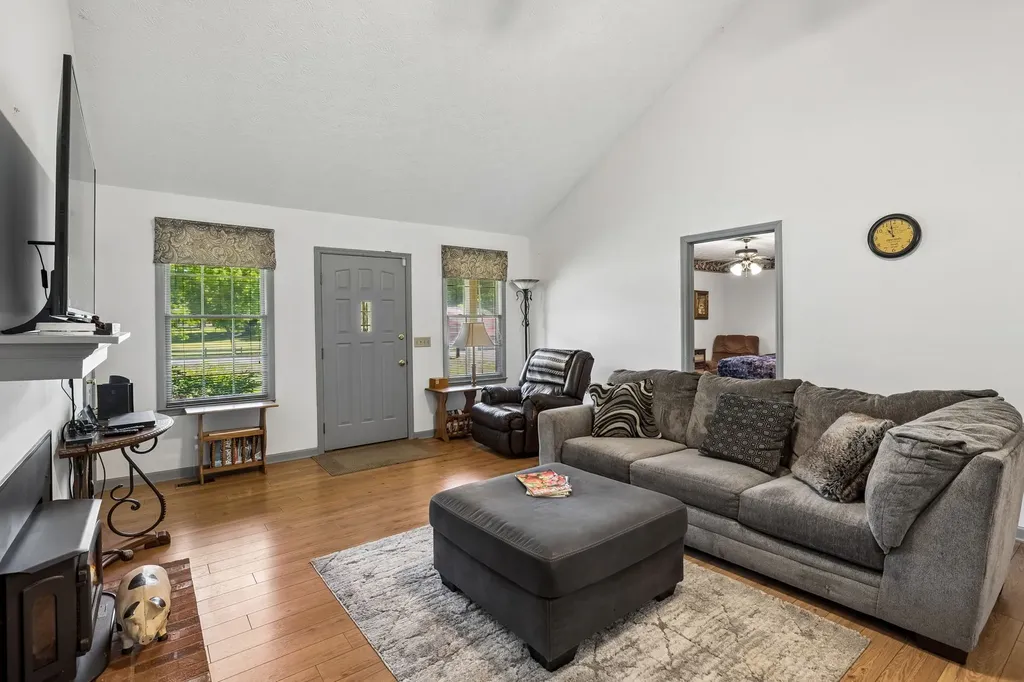 7452 Coles Ferry Pike Lebanon TN 37087