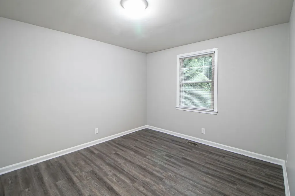 1436 Mccan Drive #D Clarksville TN 37043