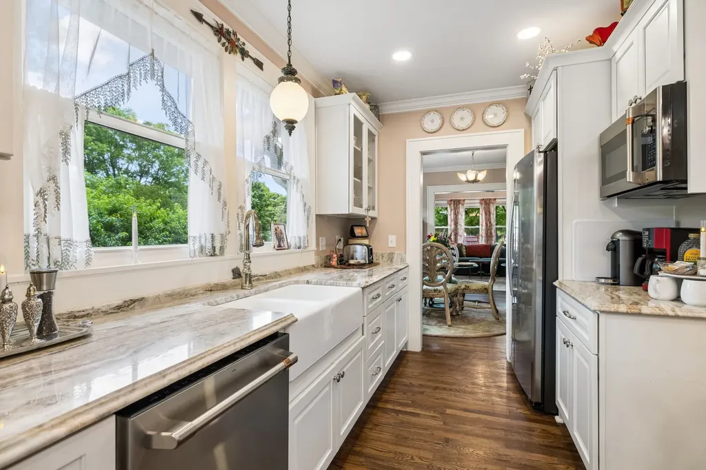 207 4th Avenue Columbia TN 38401