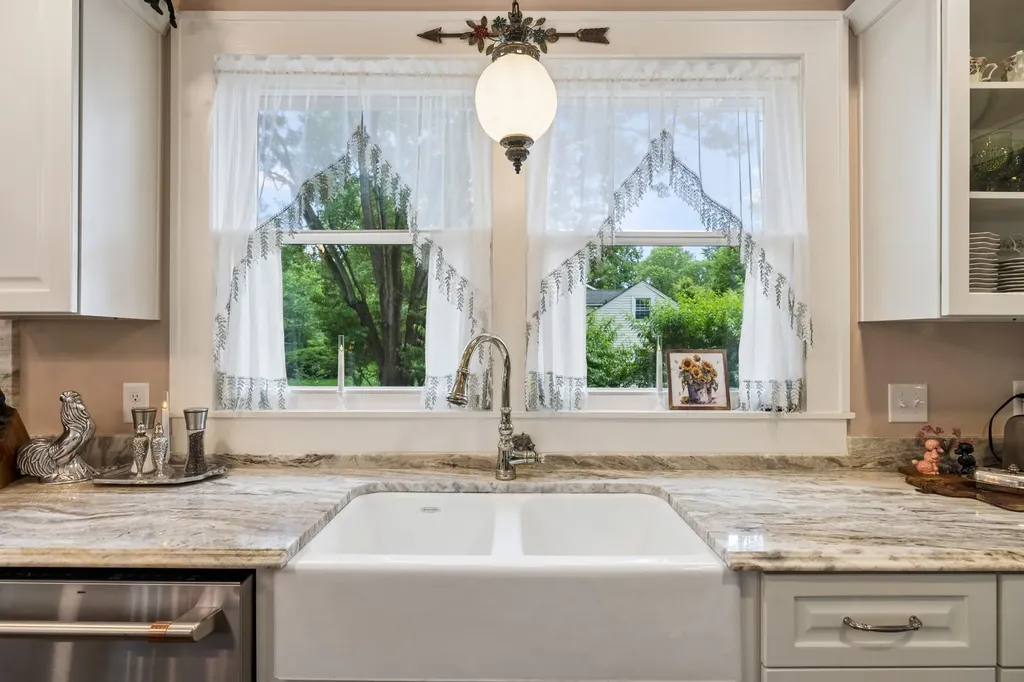 207 4th Avenue Columbia TN 38401