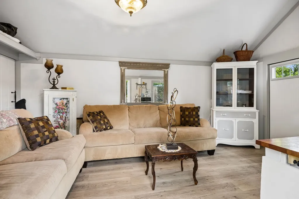 207 4th Avenue Columbia TN 38401