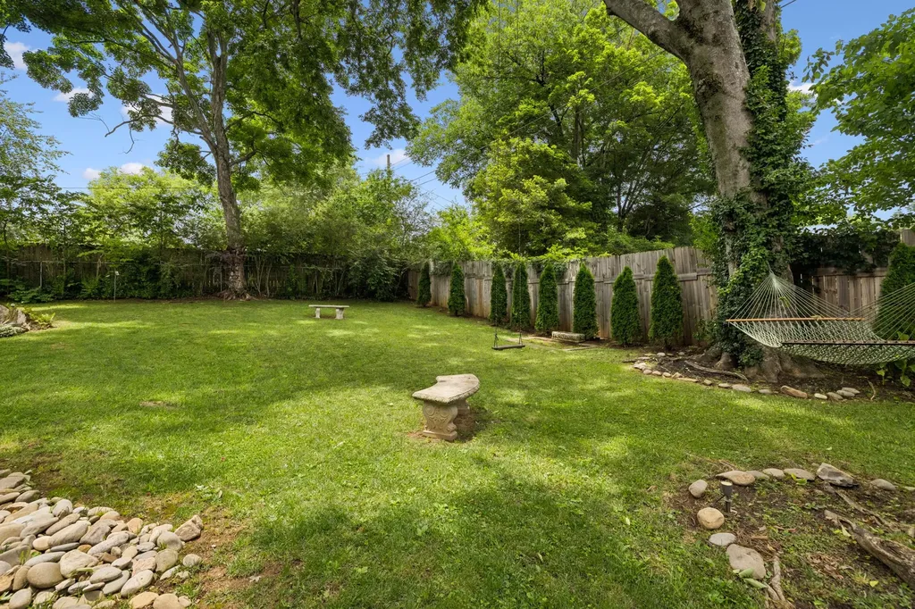 207 4th Avenue Columbia TN 38401
