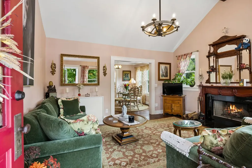 207 4th Avenue Columbia TN 38401