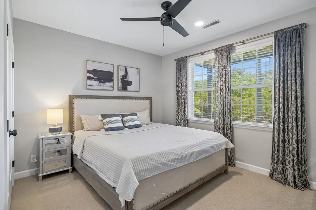 8140 Cloverland Drive Nashville TN 37211