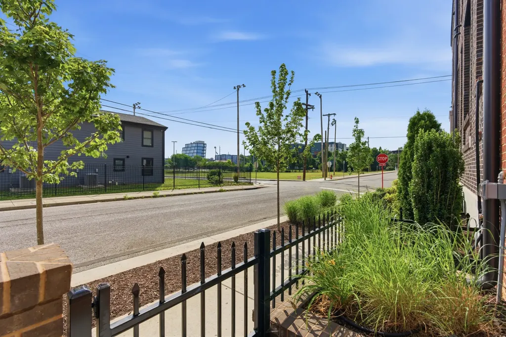 1603 4th Ave, N Nashville TN 37208