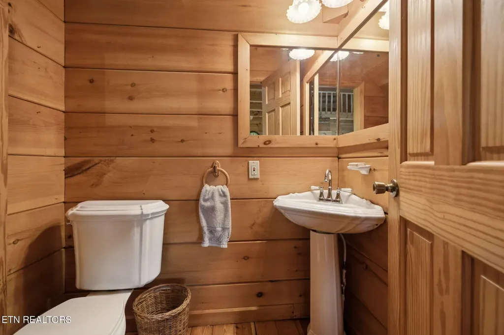 186 Caney Creek Road Reliance TN 37369