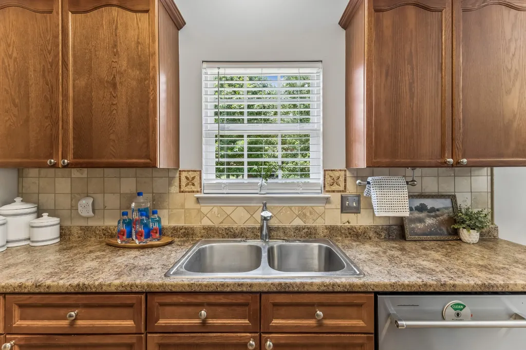 5145 Macarthur Avenue Murfreesboro TN 37129
