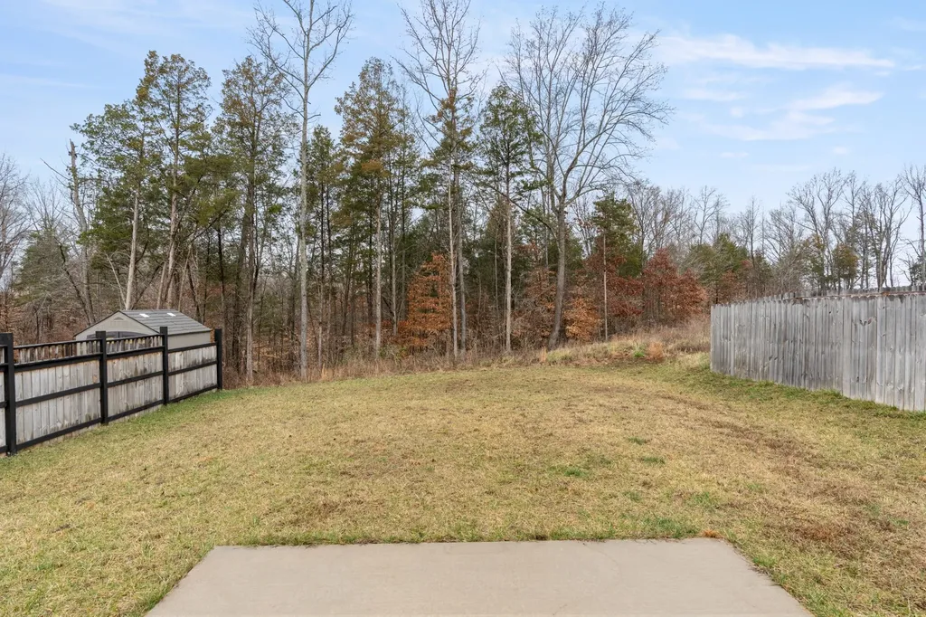 412 Hillside Drive Clarksville TN 37040