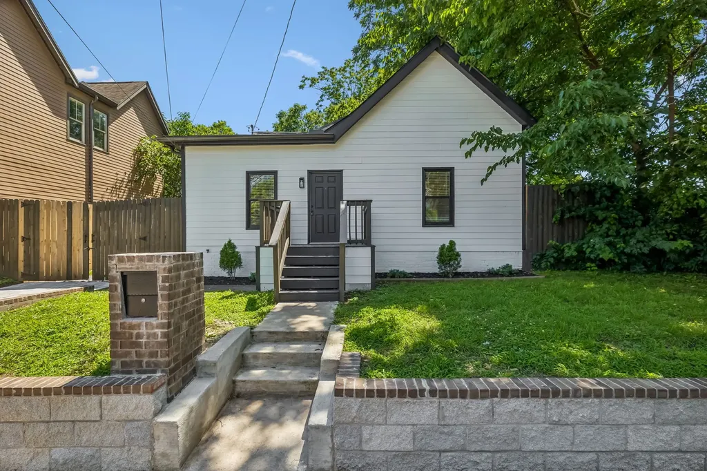 1511 9th Ave, N Nashville TN 37208
