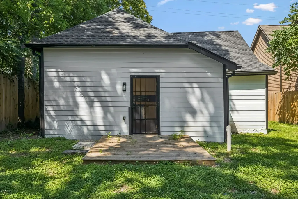 1511 9th Ave, N Nashville TN 37208