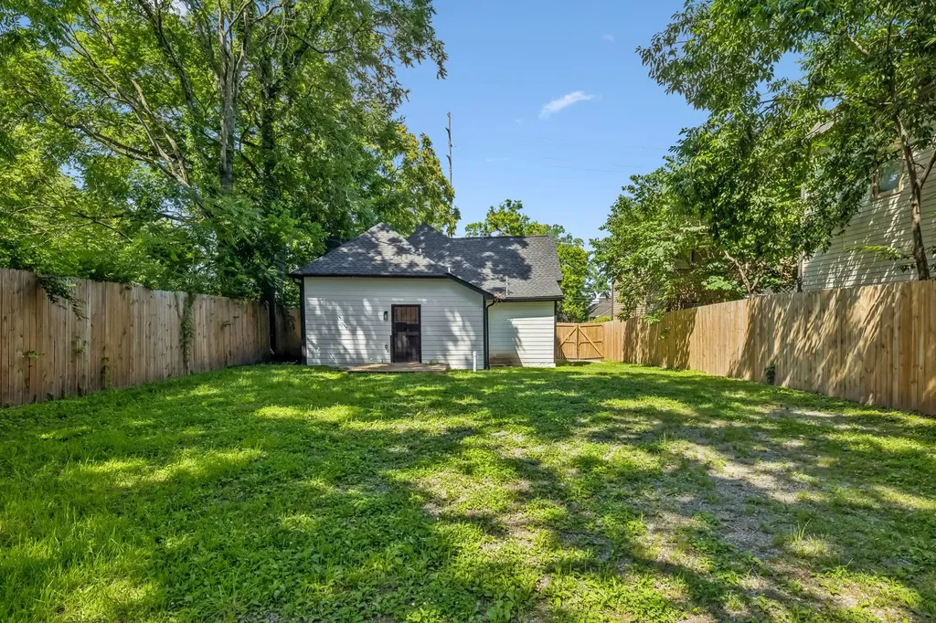 1511 9th Ave, N Nashville TN 37208