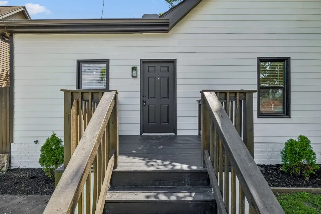 1511 9th Ave, N Nashville TN 37208
