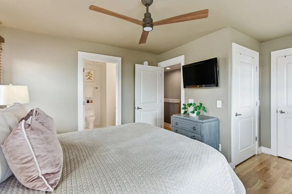 200 36th Ave, N Nashville TN 37209