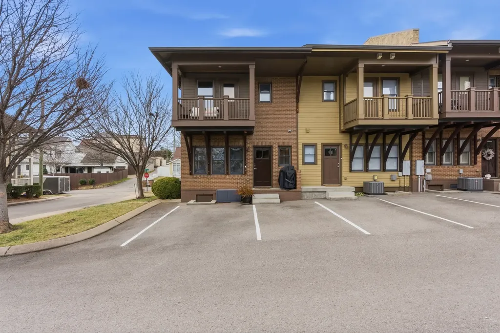 200 36th Ave, N Nashville TN 37209