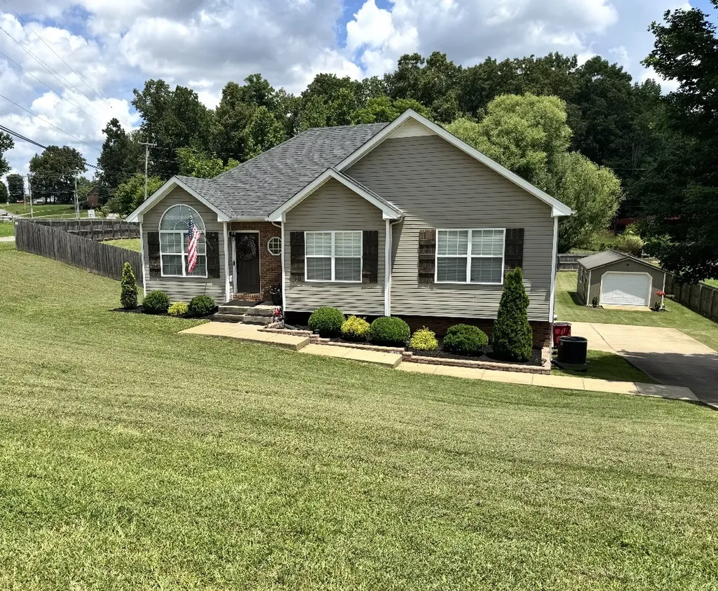 443 Wooten Road Clarksville TN 37042