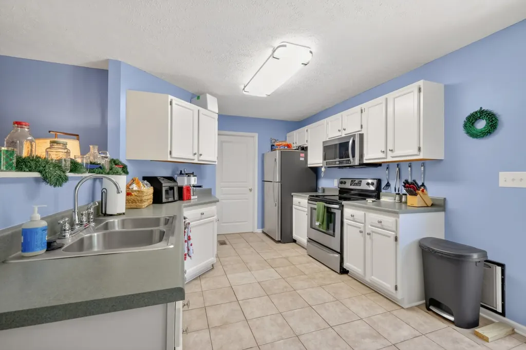 2613 Calais Court Murfreesboro TN 37127