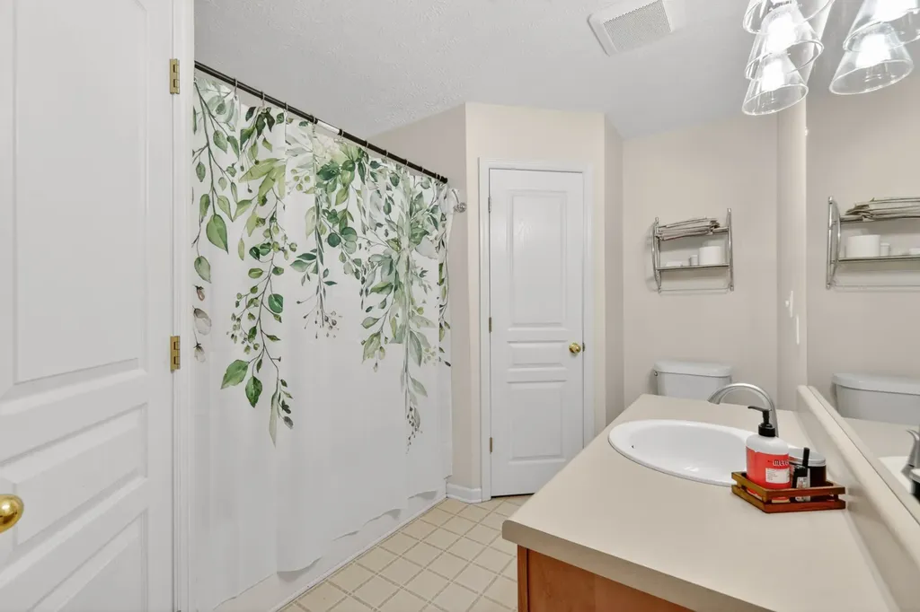 2613 Calais Court Murfreesboro TN 37127