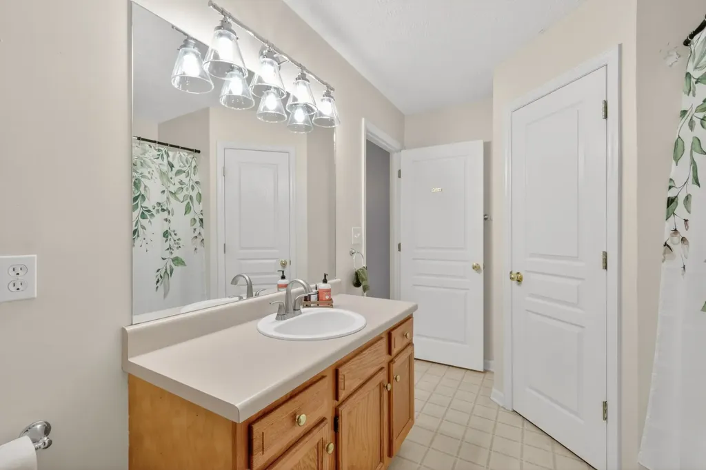 2613 Calais Court Murfreesboro TN 37127