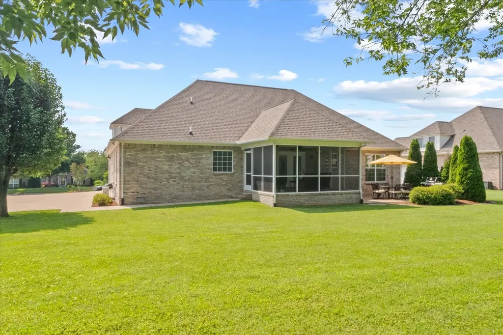 923 Crosby Court Columbia TN 38401