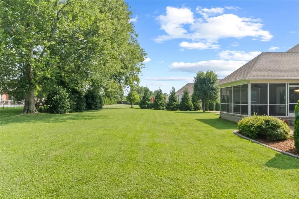 923 Crosby Court Columbia TN 38401