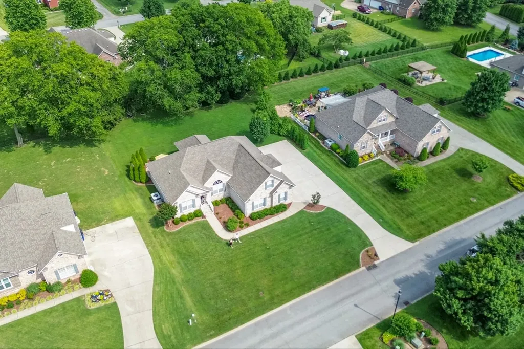 923 Crosby Court Columbia TN 38401