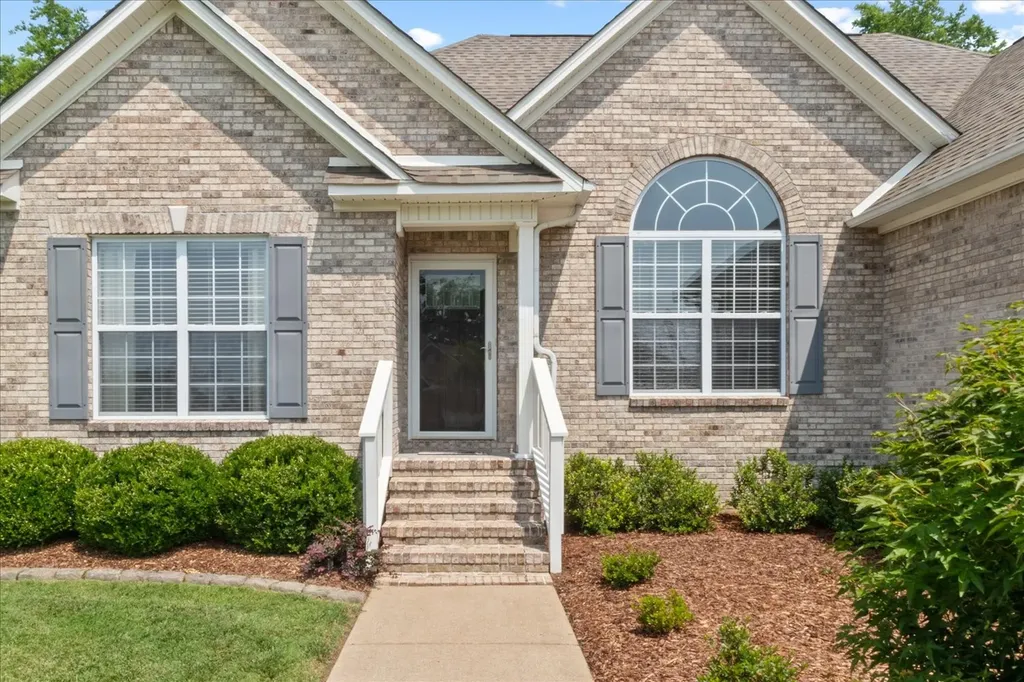 923 Crosby Court Columbia TN 38401