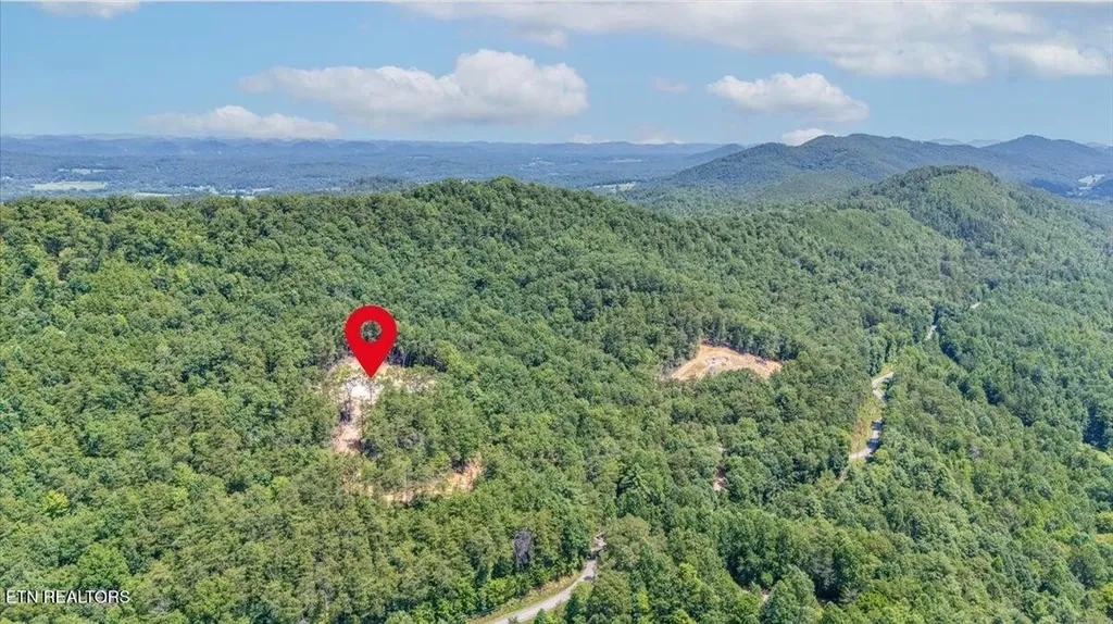 1200 Steer Creek Road Tellico Plains TN 37385