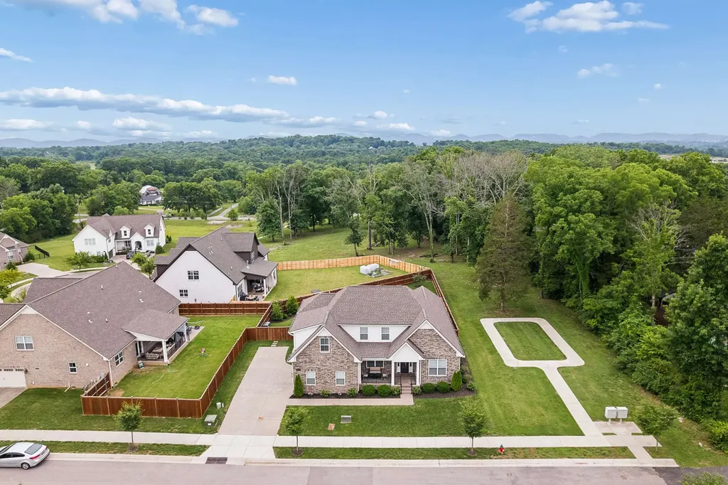 216 Kelbrook Drive Nolensville TN 37135