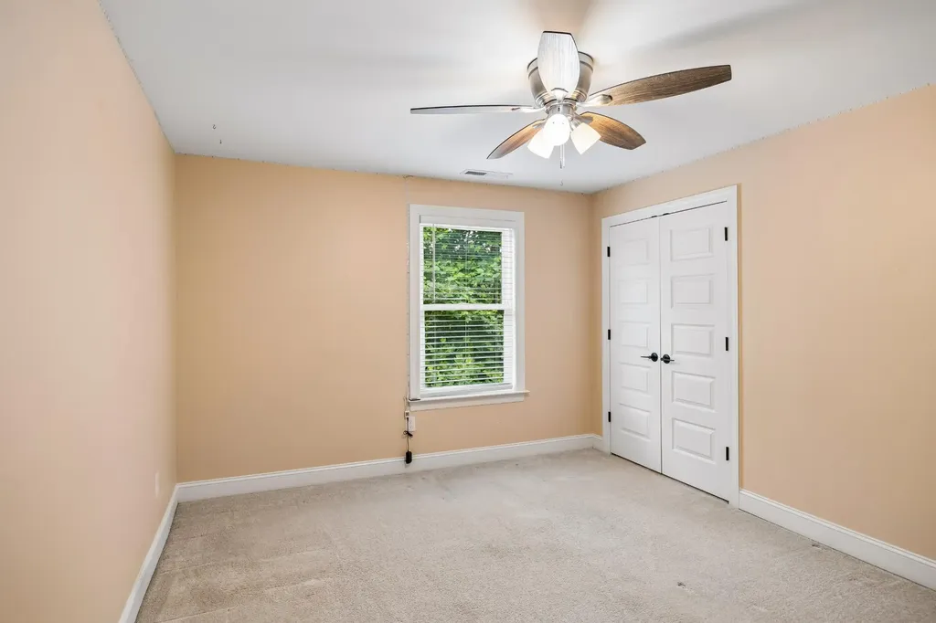 967 Walden Drive Signal Mountain TN 37377