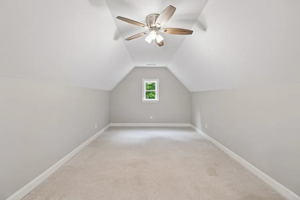 967 Walden Drive Signal Mountain TN 37377