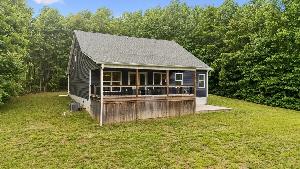 967 Walden Drive Signal Mountain TN 37377