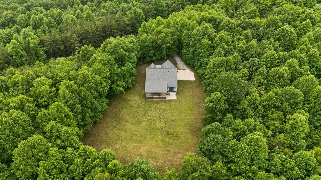 967 Walden Drive Signal Mountain TN 37377