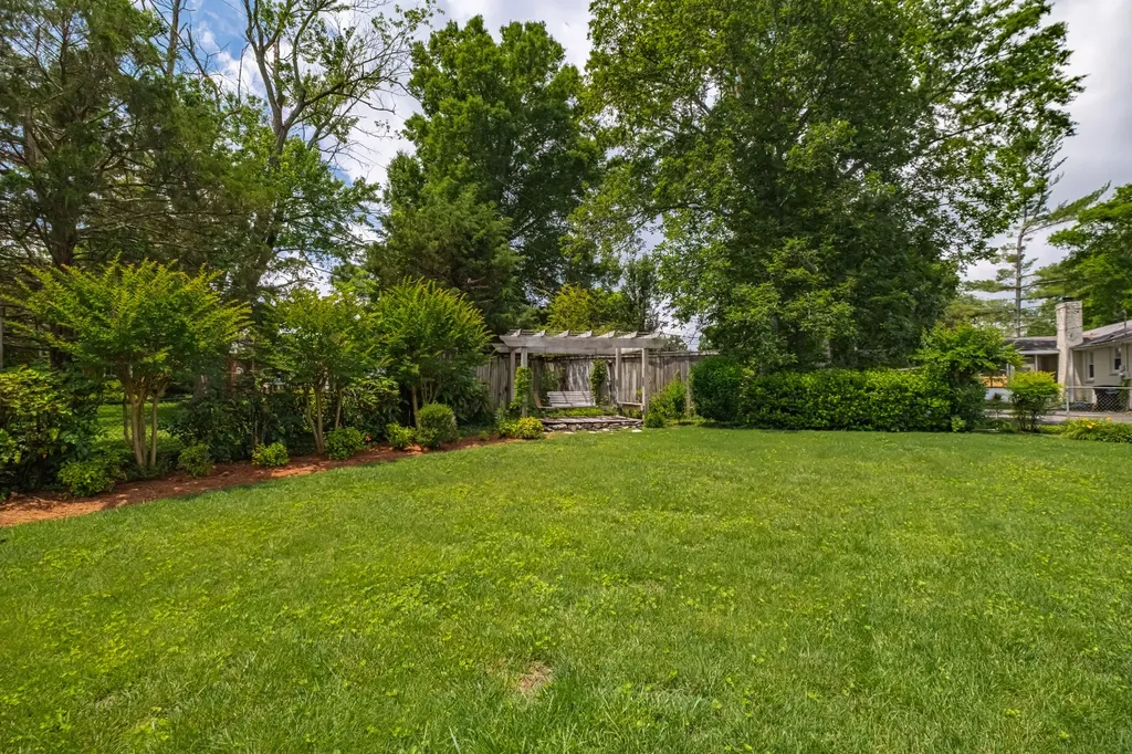 301 Lannom Circle Tullahoma TN 37388