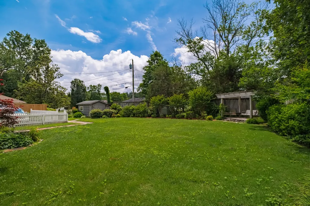 301 Lannom Circle Tullahoma TN 37388