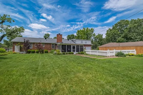 301 Lannom Circle Tullahoma TN 37388