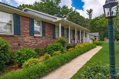 301 Lannom Circle Tullahoma TN 37388